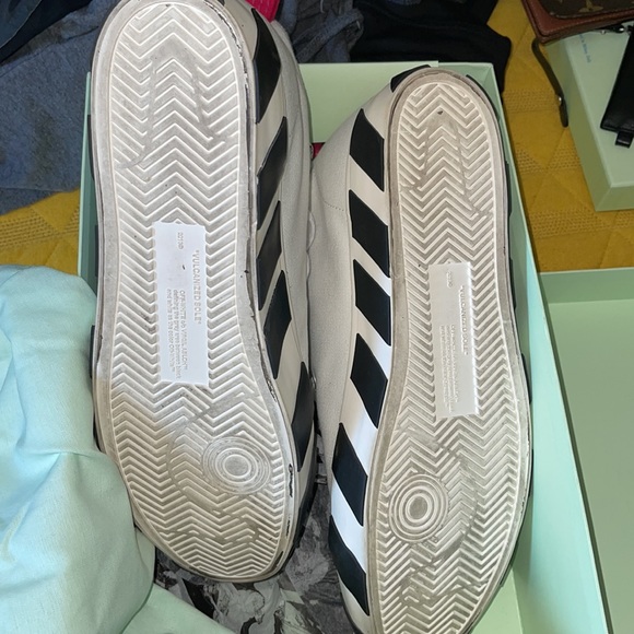 100% Authentic Off White Vulcanized Sneakers - Picture 8 of 10
